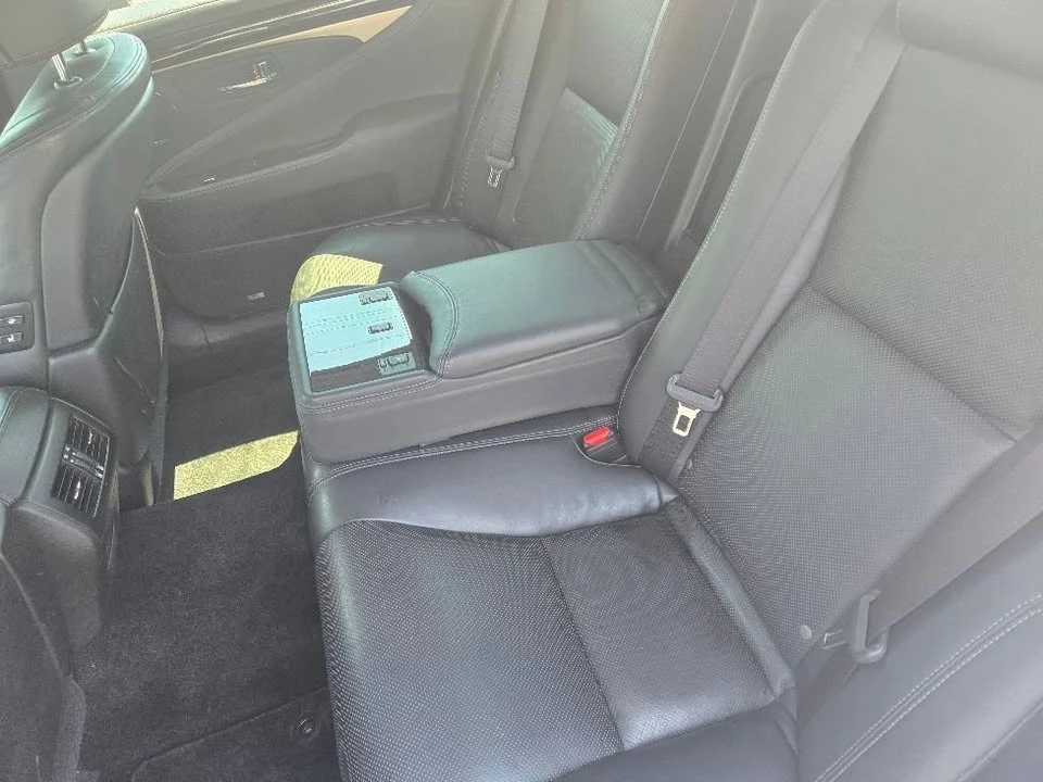 2014 Lexus LS 4th Gen - Image 3 of 18