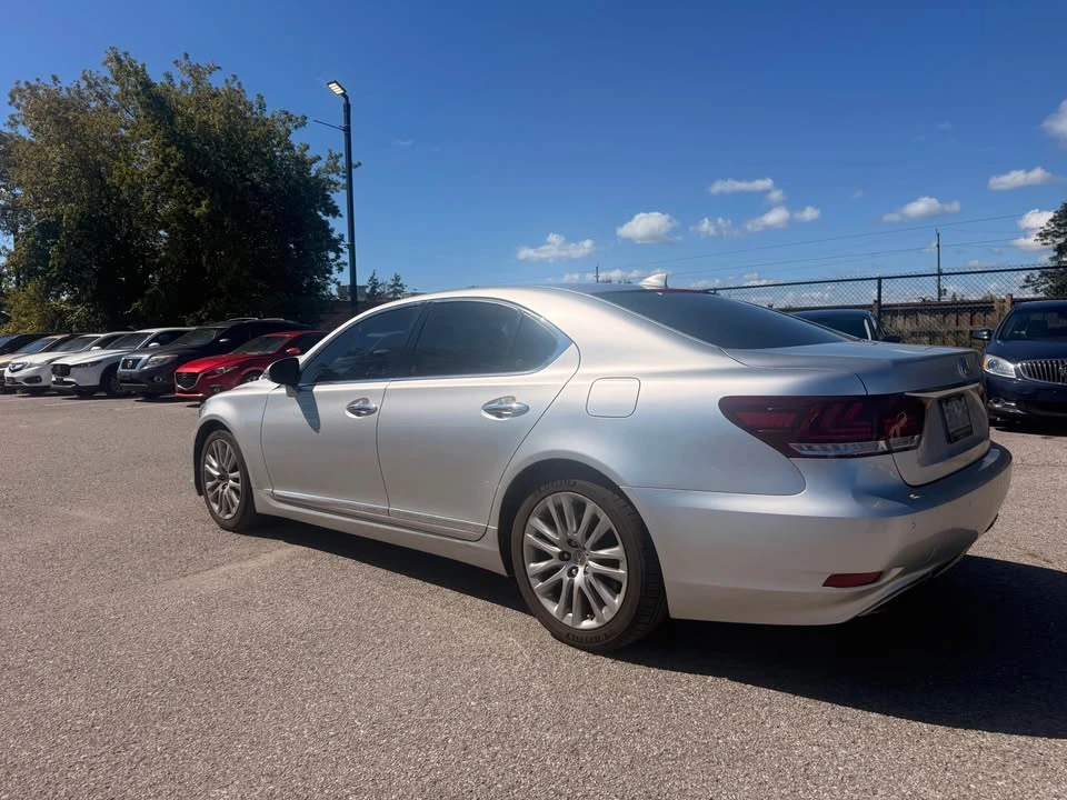 2014 Lexus LS 4th Gen - Image 3 of 17