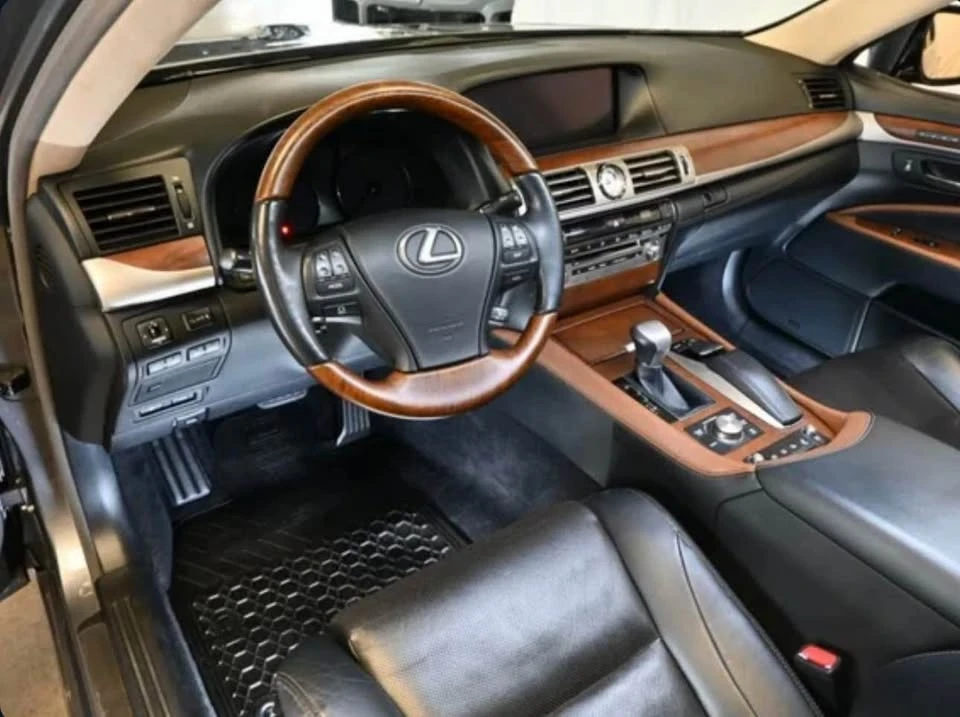 2014 Lexus LS 4th Gen - Image 3 of 6