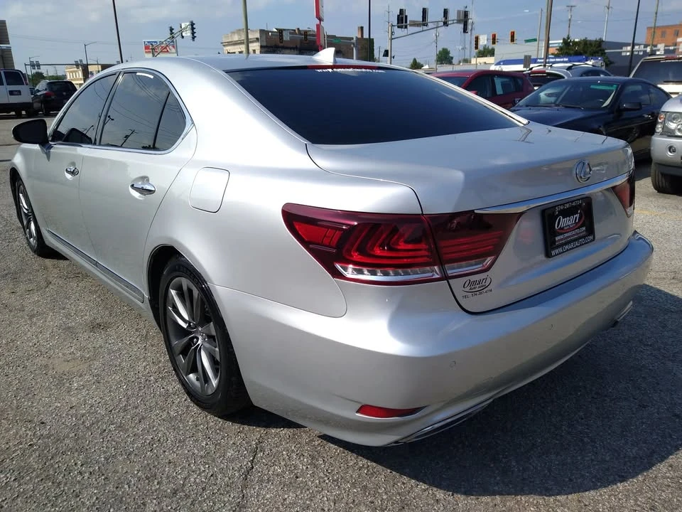 2014 Lexus LS 4th Gen - Image 8 of 20