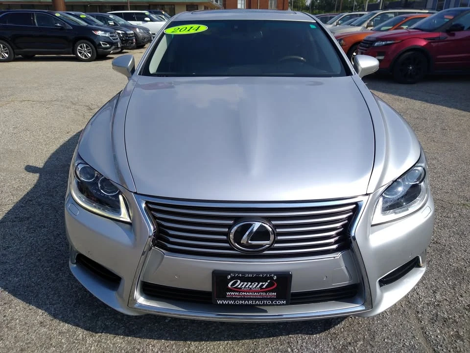 2014 Lexus LS 4th Gen - Image 9 of 20