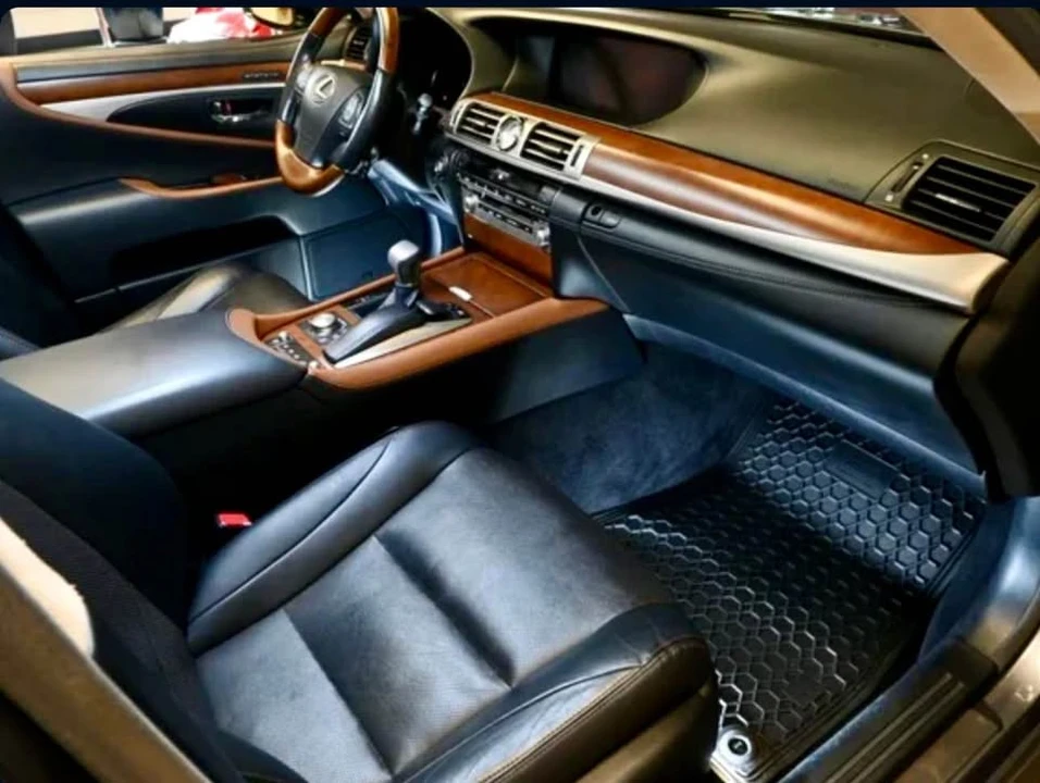 2014 Lexus LS 4th Gen - Image 5 of 6