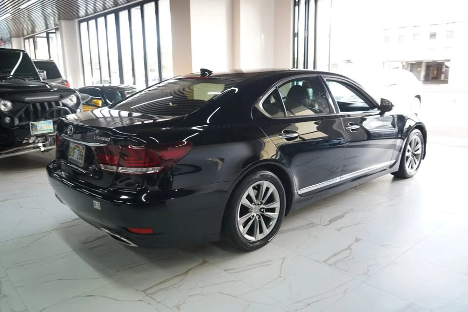 2014 Lexus LS 4th Gen - Image 18 of 20