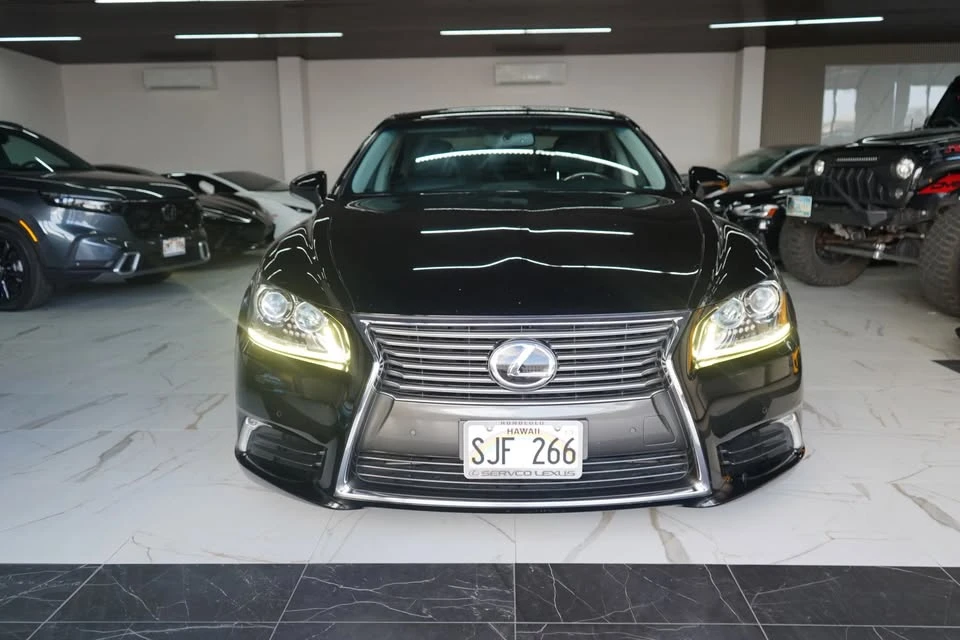 2014 Lexus LS 4th Gen - Image 2 of 20