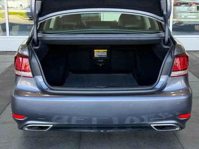 2014 Lexus LS 4th Gen - Image 11 of 21