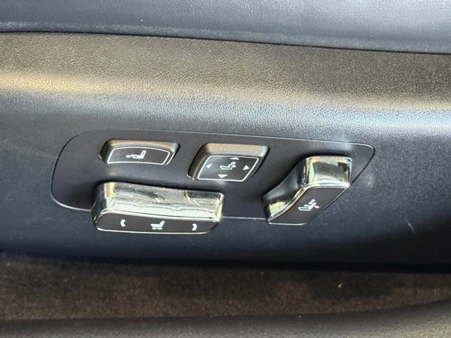 2014 Lexus LS 4th Gen - Image 18 of 21