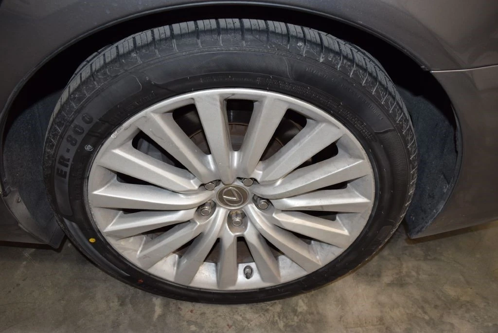 2014 Lexus LS 4th Gen - Image 12 of 12
