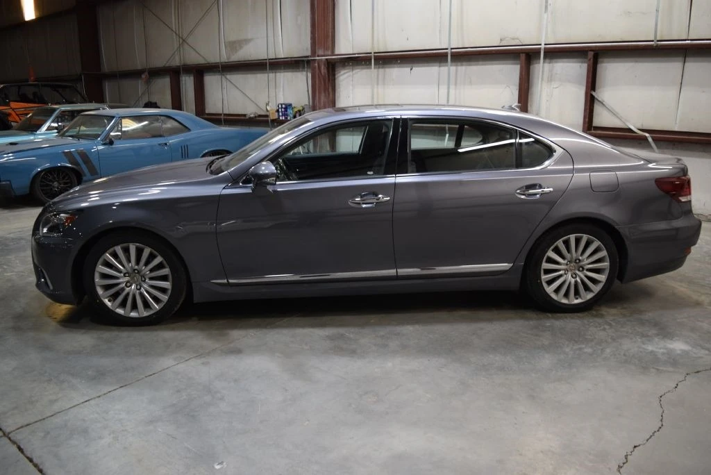 2014 Lexus LS 4th Gen - Image 4 of 12
