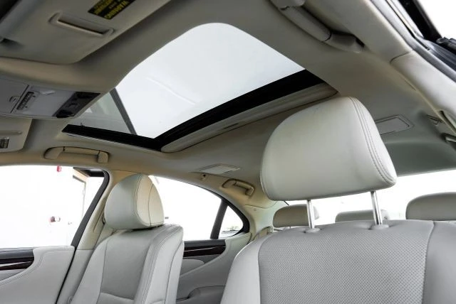 2014 Lexus LS 4th Gen - Image 5 of 21
