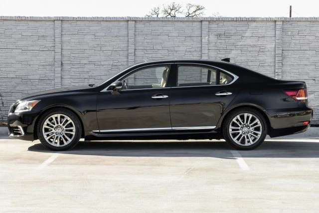 2014 Lexus LS 4th Gen - Image 13 of 21