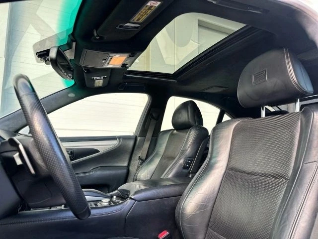 2014 Lexus LS 4th Gen - Image 11 of 21
