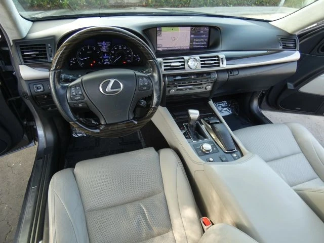 2014 Lexus LS 4th Gen - Image 17 of 21