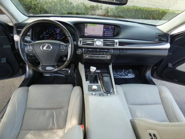 2014 Lexus LS 4th Gen - Image 16 of 21