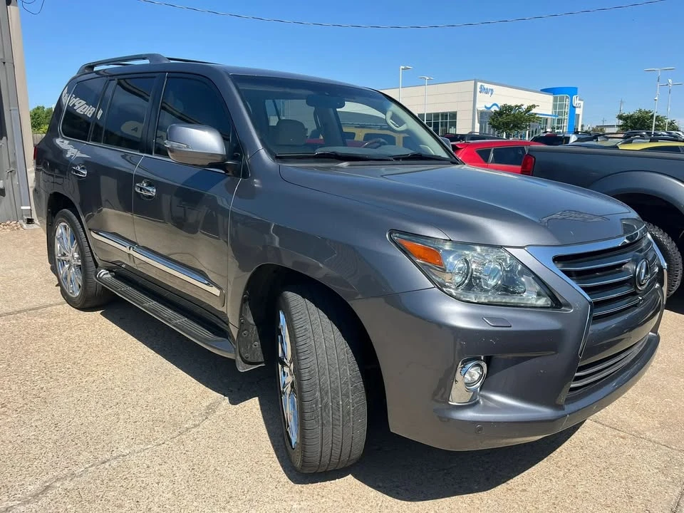 2014 Lexus LX 3rd Gen - Image 10 of 20