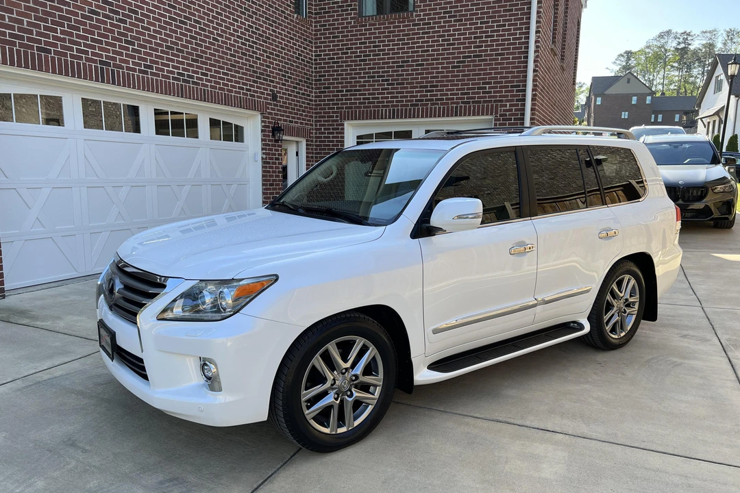 2014 Lexus LX 3rd Gen - Image 8 of 31