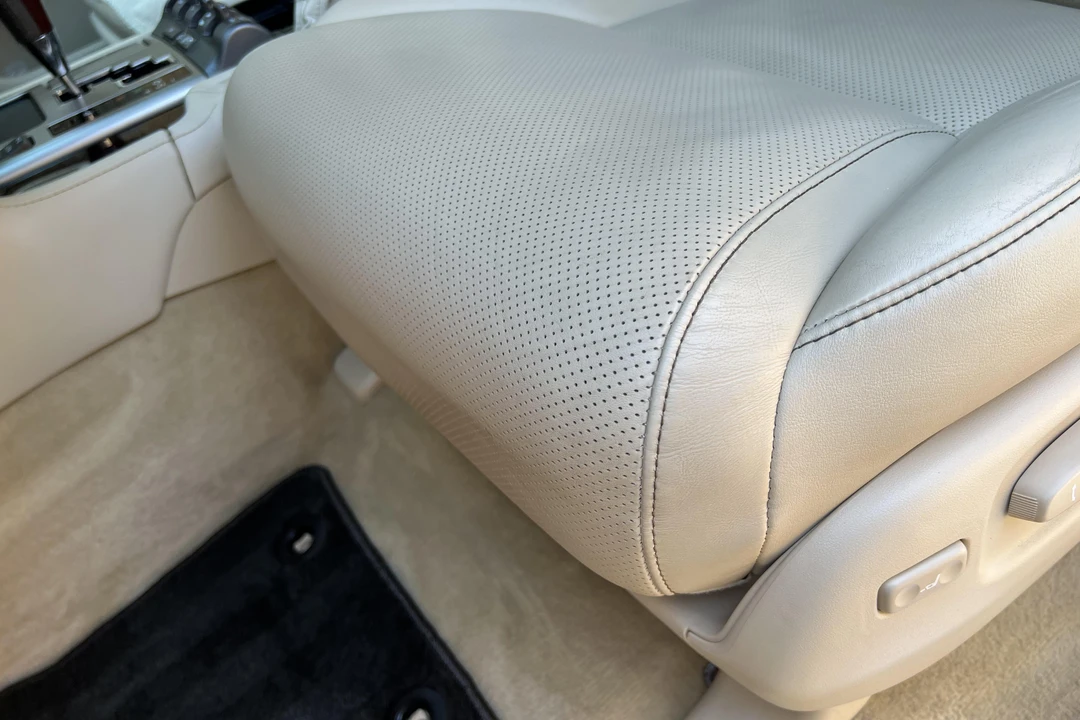 2014 Lexus LX 3rd Gen - Image 29 of 31