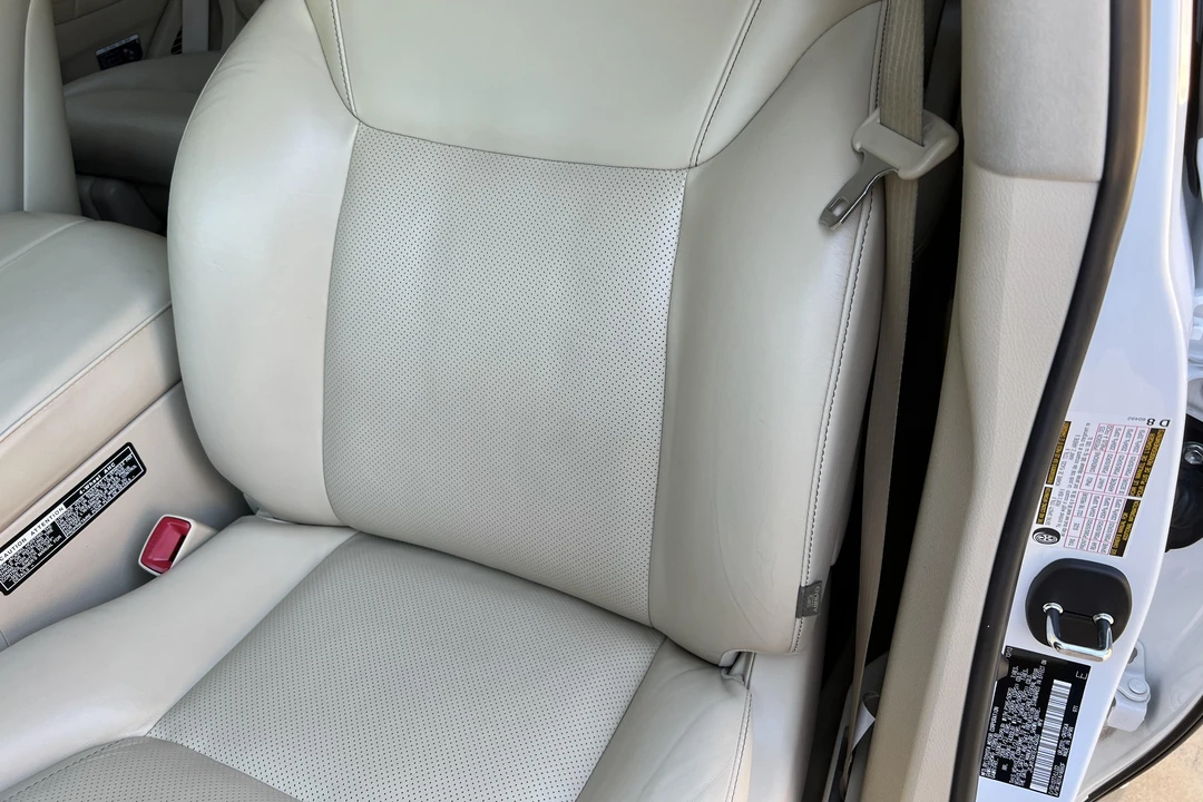 2014 Lexus LX 3rd Gen - Image 28 of 31
