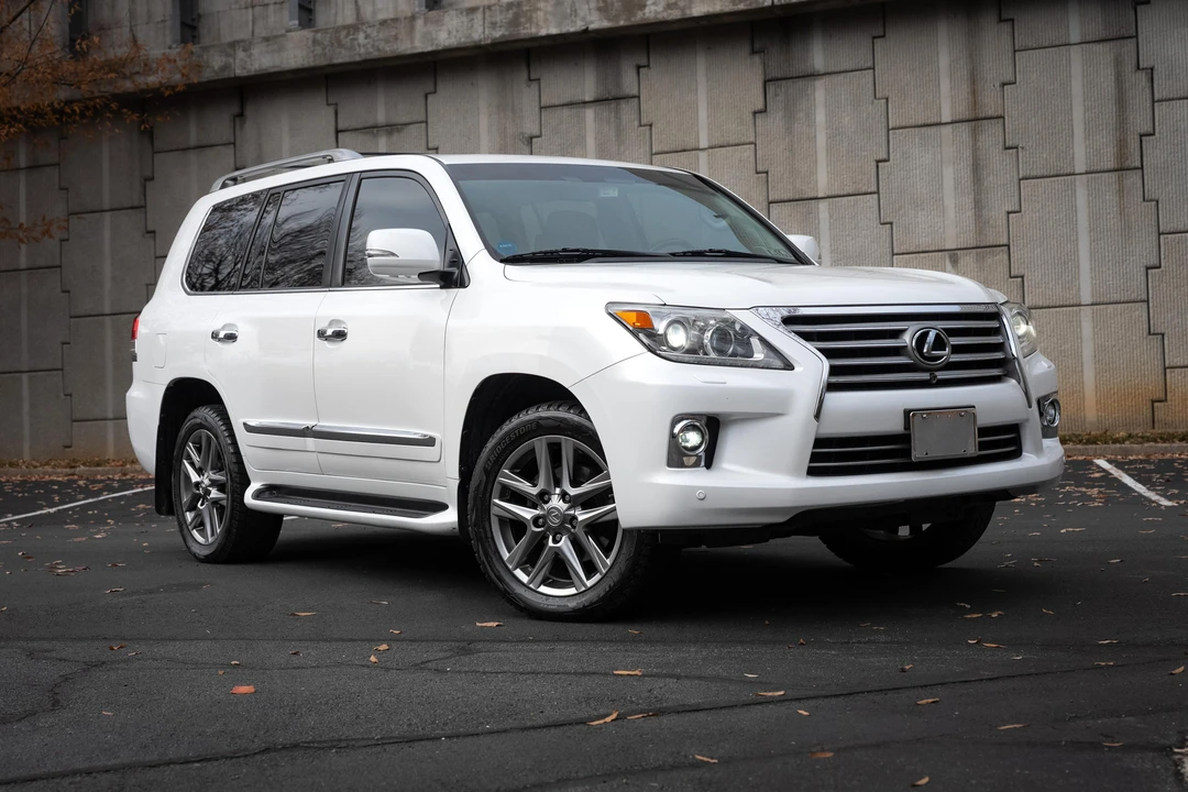 2014 Lexus LX 3rd Gen - Image 8 of 31