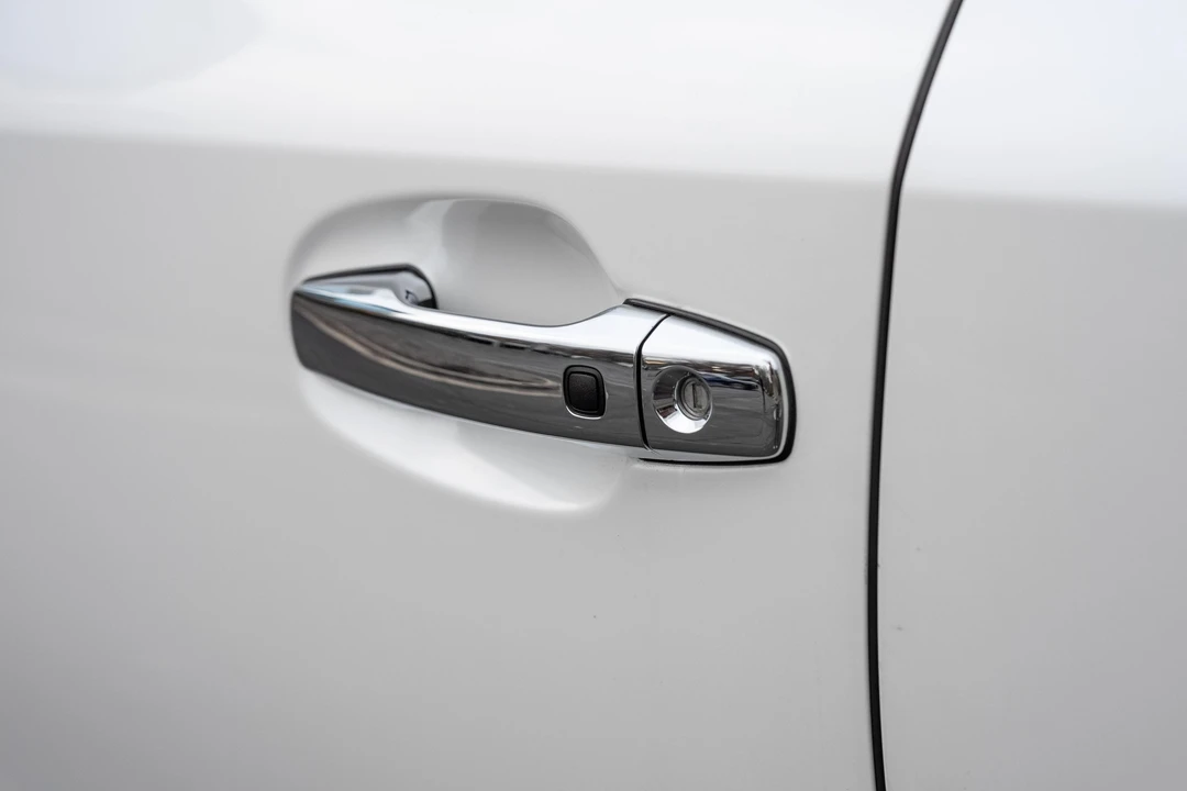 2014 Lexus LX 3rd Gen - Image 15 of 31