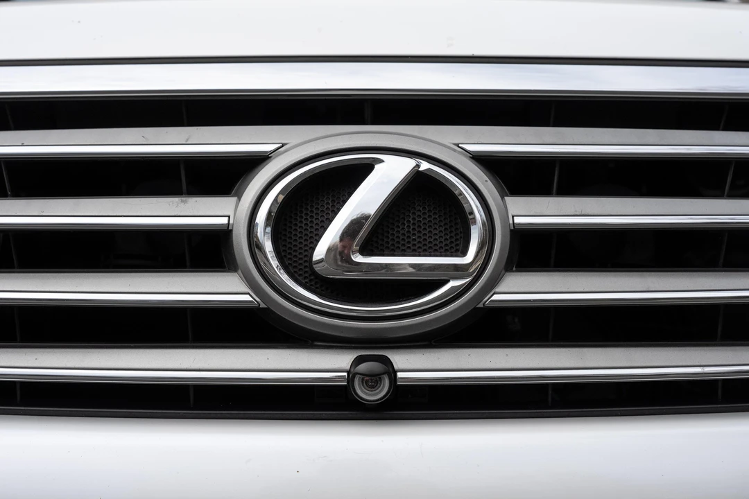 2014 Lexus LX 3rd Gen - Image 10 of 31