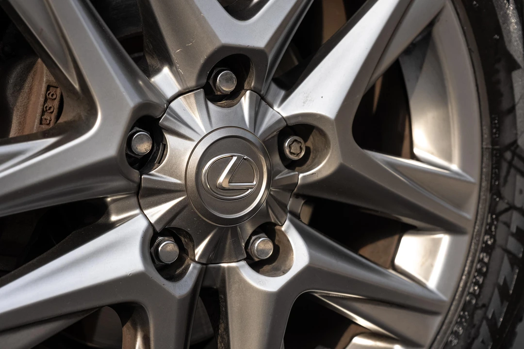 2014 Lexus LX 3rd Gen - Image 27 of 31