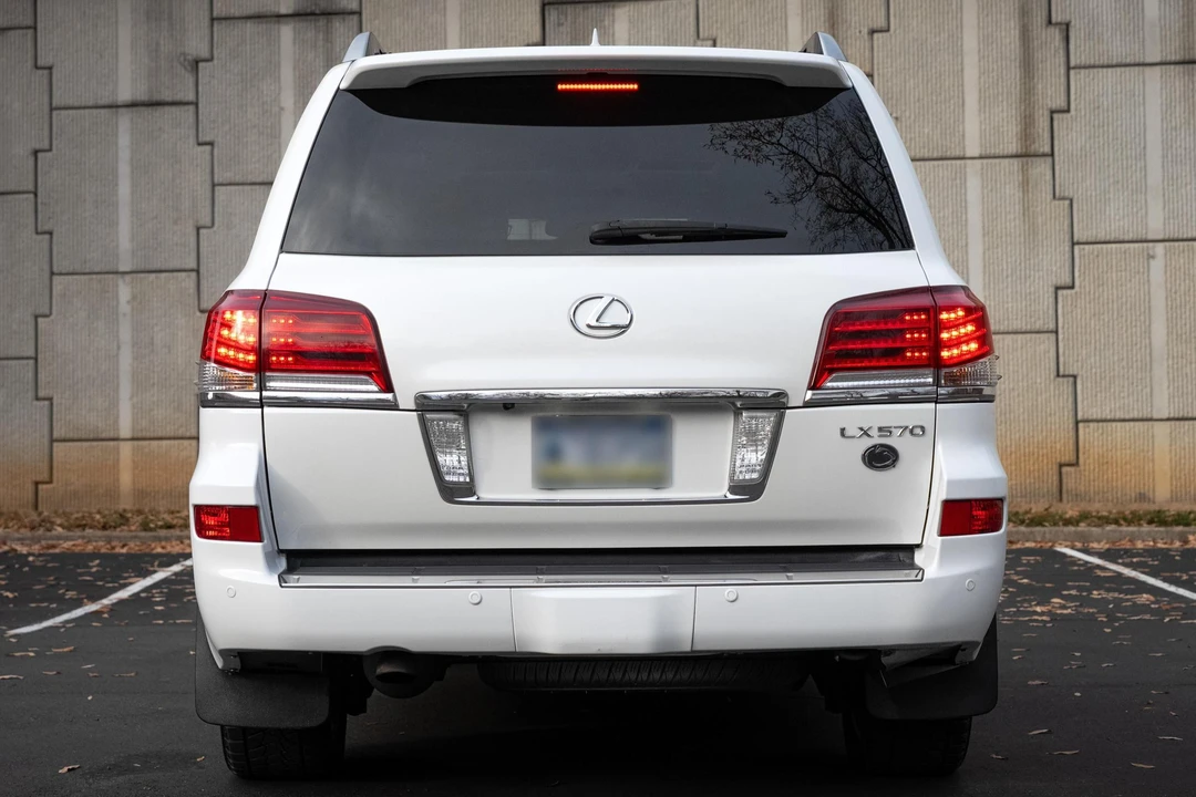 2014 Lexus LX 3rd Gen - Image 5 of 31