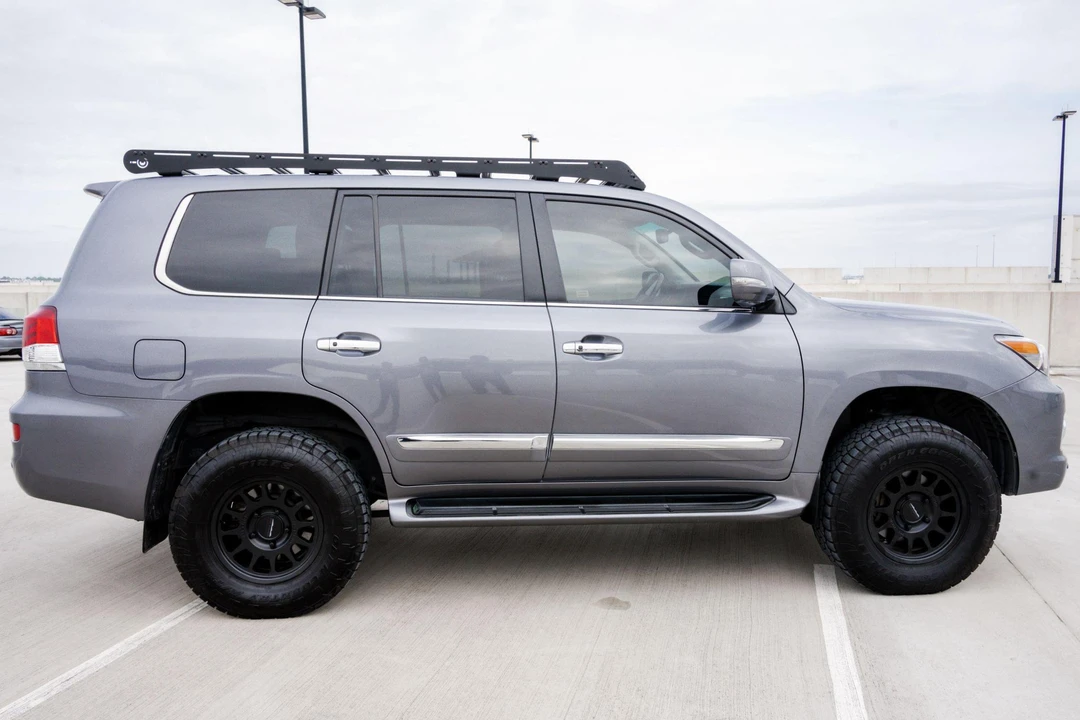 2014 Lexus LX 3rd Gen - Image 3 of 31