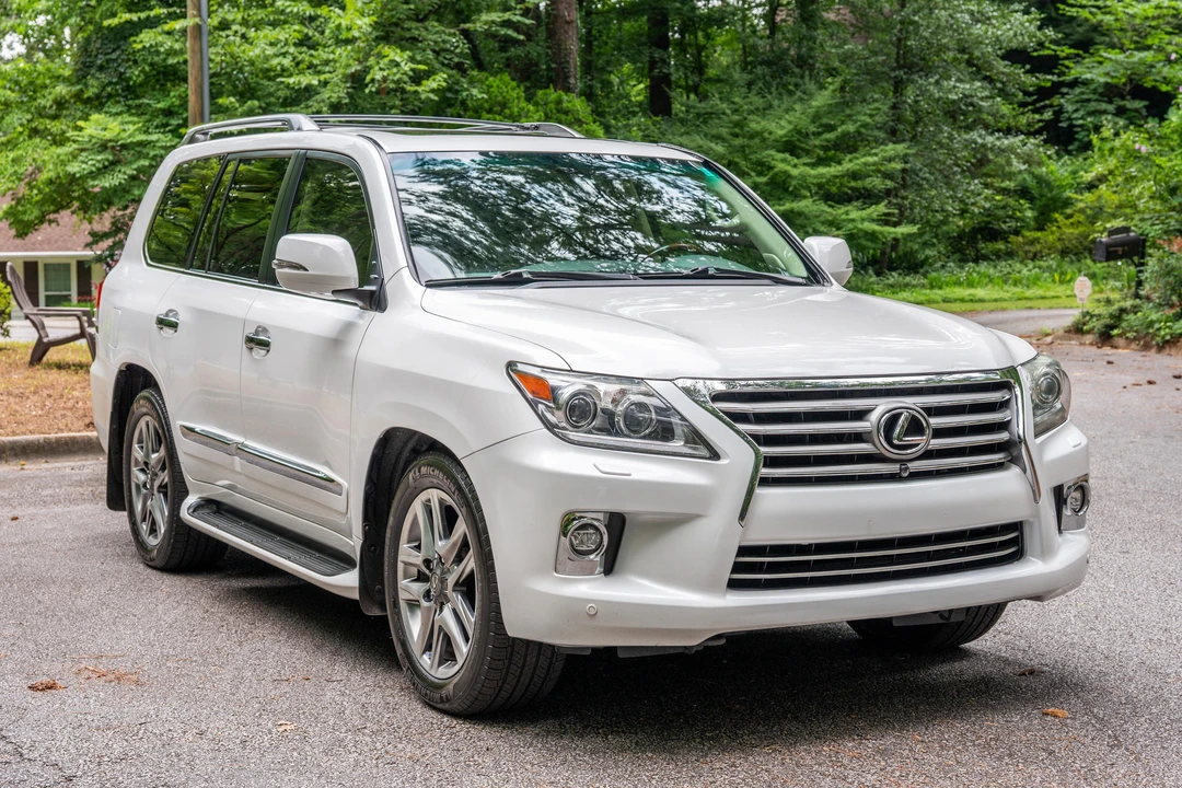 2014 Lexus LX 3rd Gen - Image 13 of 31