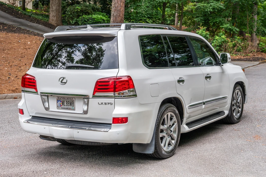 2014 Lexus LX 3rd Gen - Image 4 of 31