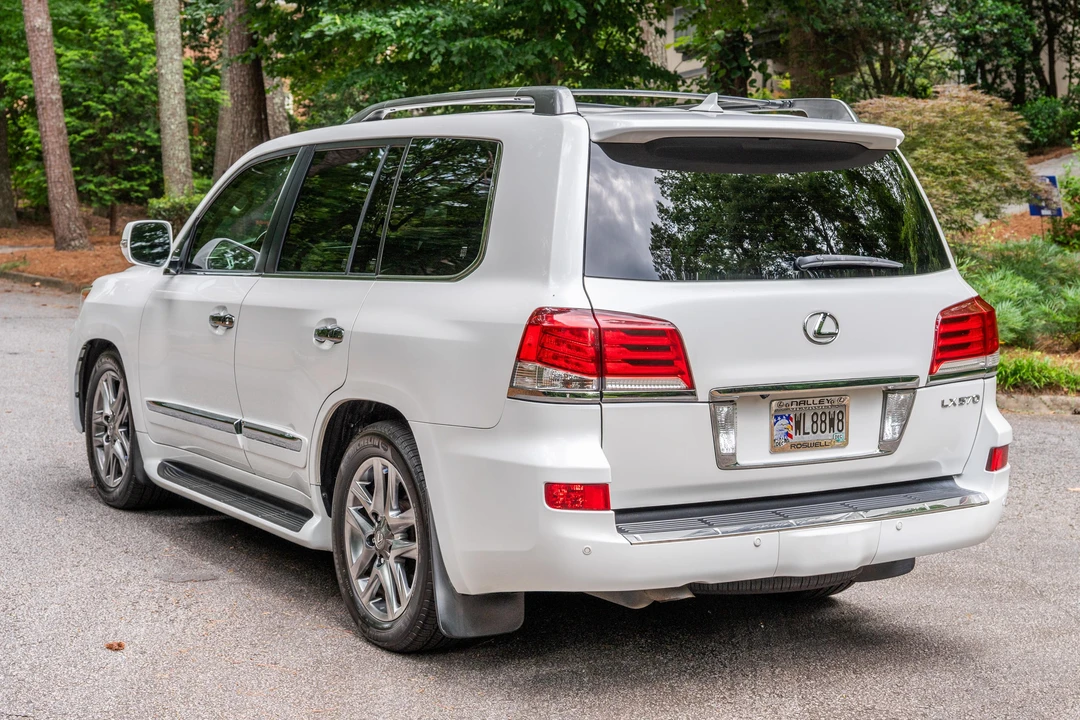2014 Lexus LX 3rd Gen - Image 10 of 31