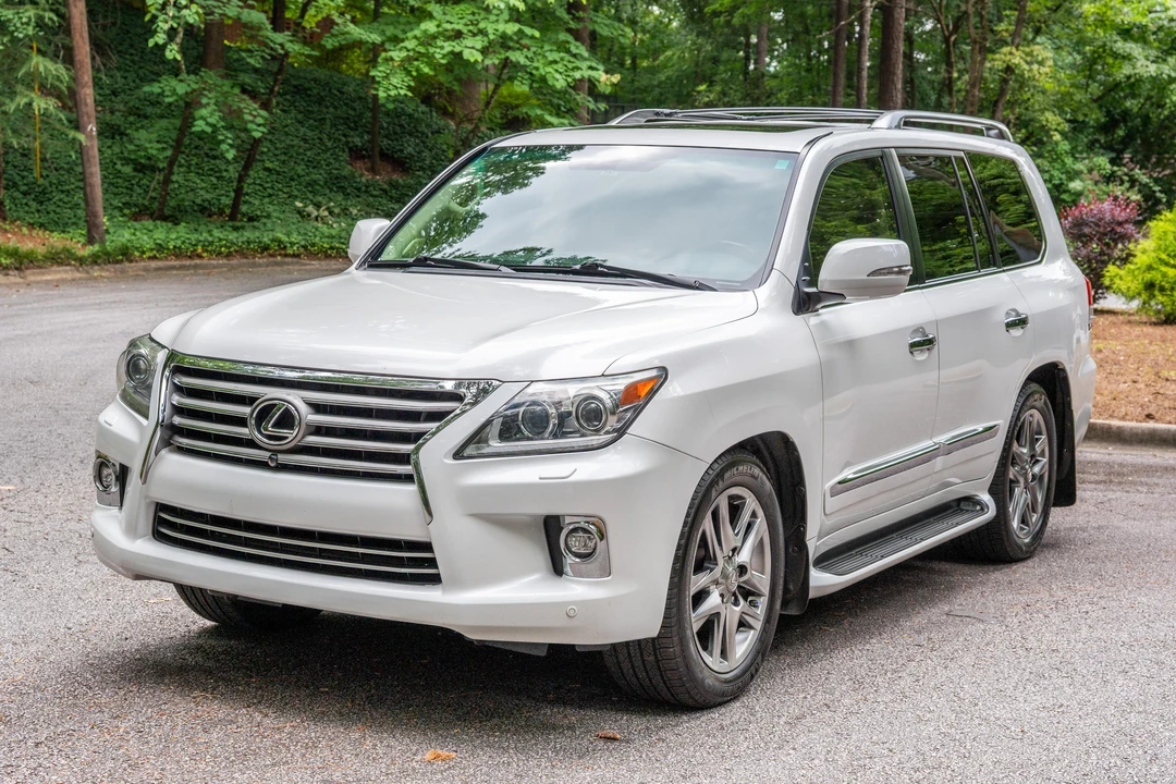 2014 Lexus LX 3rd Gen - Image 9 of 31