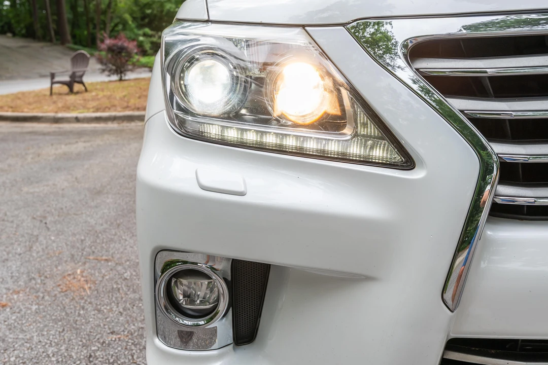 2014 Lexus LX 3rd Gen - Image 15 of 31