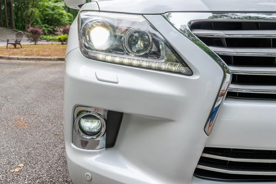 2014 Lexus LX 3rd Gen - Image 16 of 31