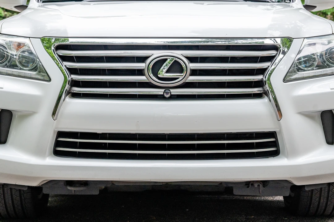 2014 Lexus LX 3rd Gen - Image 17 of 31