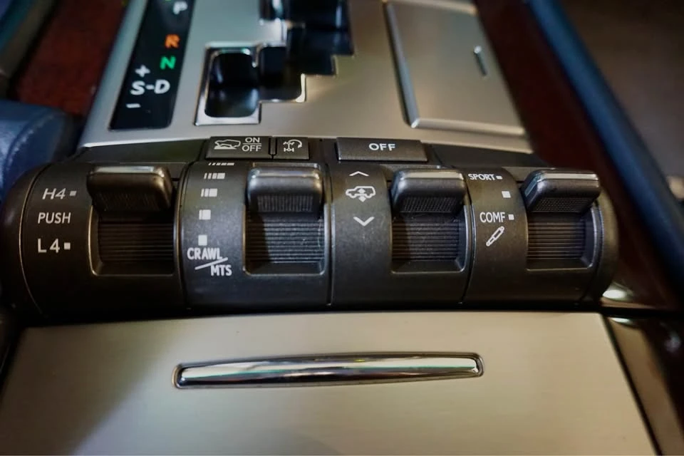 2014 Lexus LX 3rd Gen - Image 16 of 20