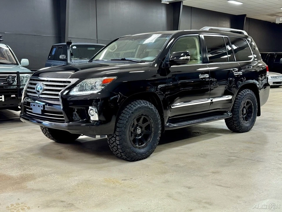 2014 Lexus LX 3rd Gen - Image 3 of 12