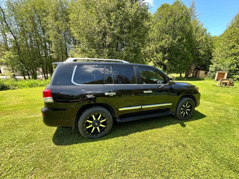 2014 Lexus LX 3rd Gen - Image 5 of 7