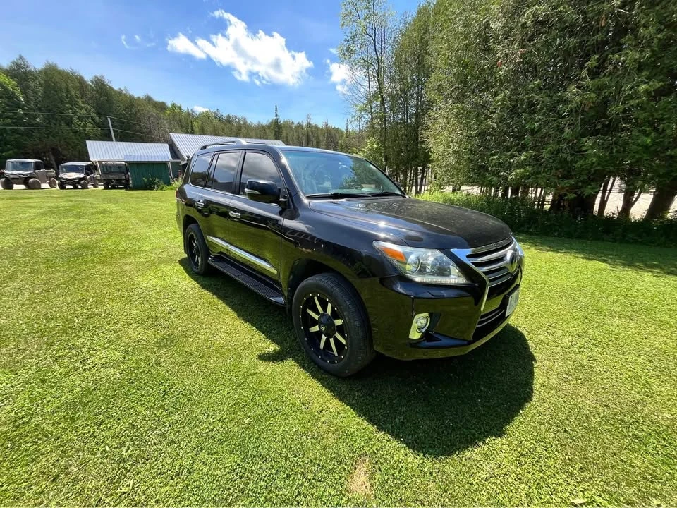 2014 Lexus LX 3rd Gen - Image 4 of 7