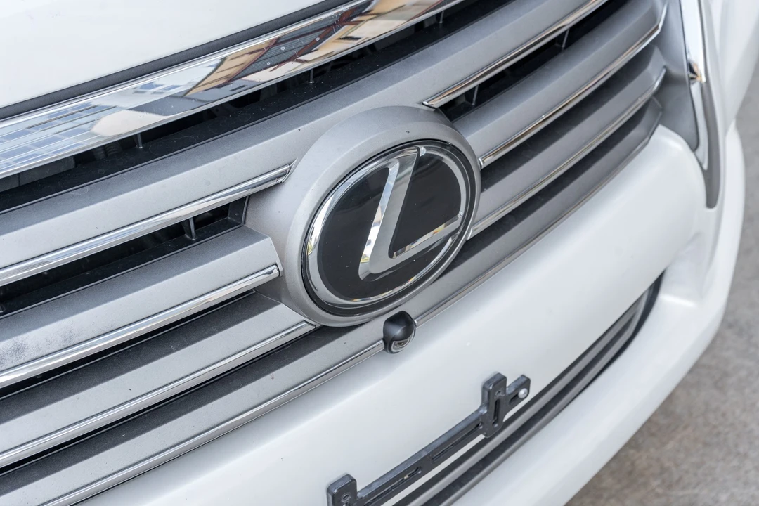 2014 Lexus LX 3rd Gen - Image 25 of 31