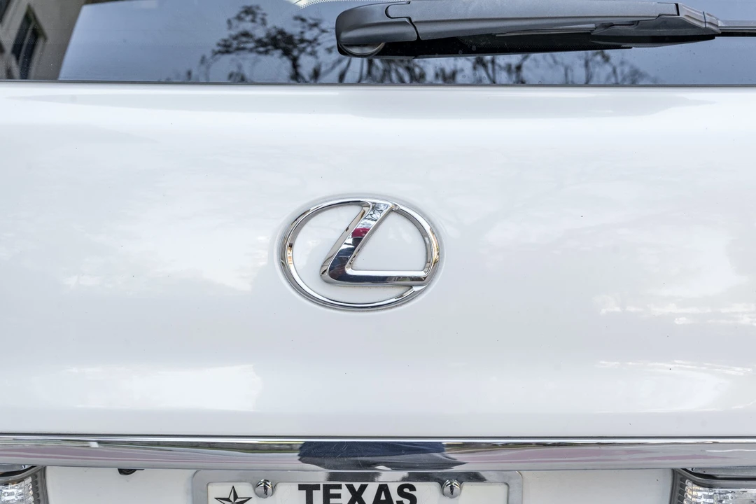 2014 Lexus LX 3rd Gen - Image 29 of 31