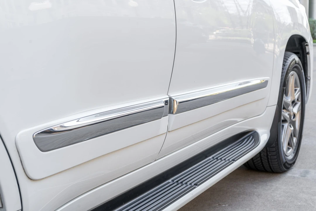 2014 Lexus LX 3rd Gen - Image 15 of 31