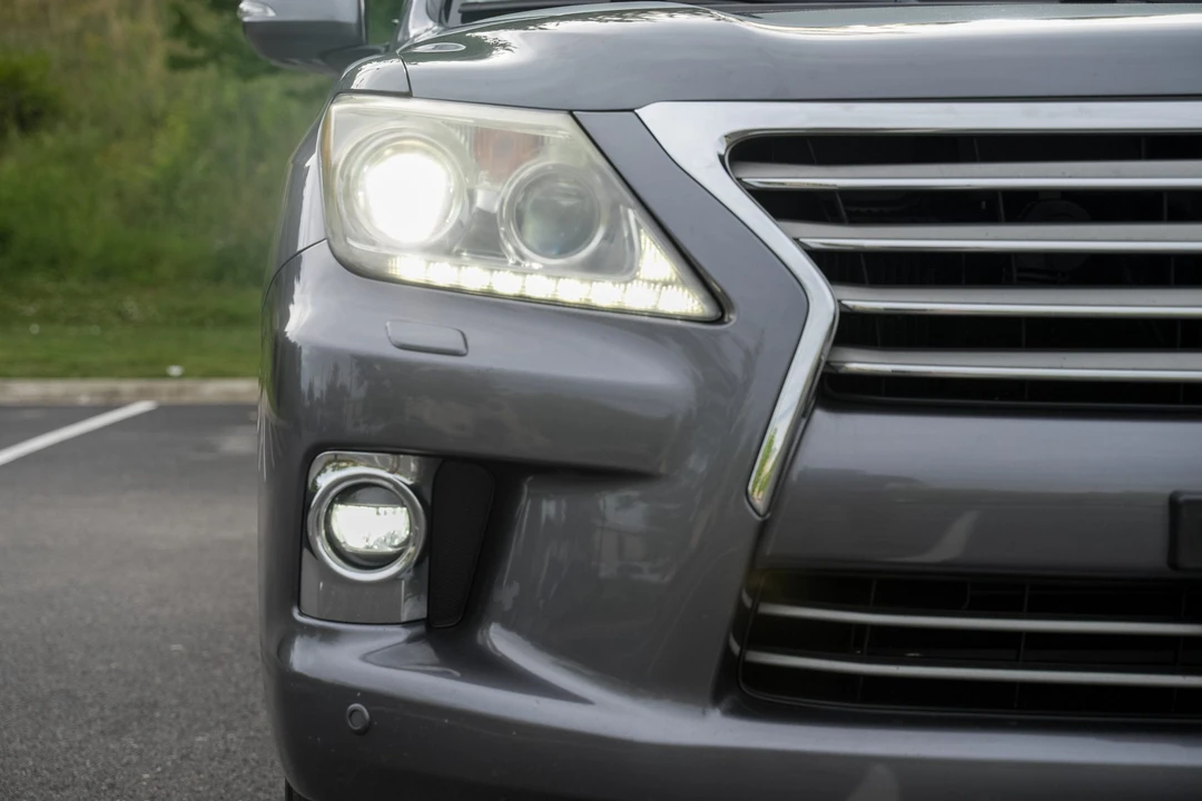 2014 Lexus LX 3rd Gen - Image 14 of 31