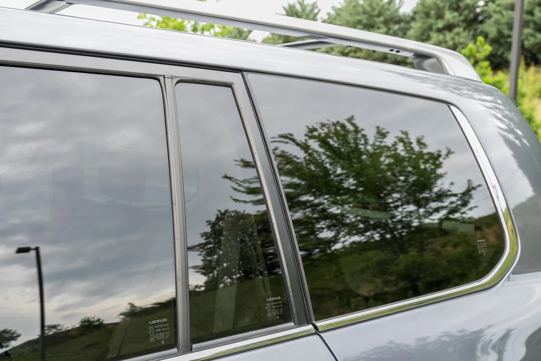 2014 Lexus LX 3rd Gen - Image 27 of 31