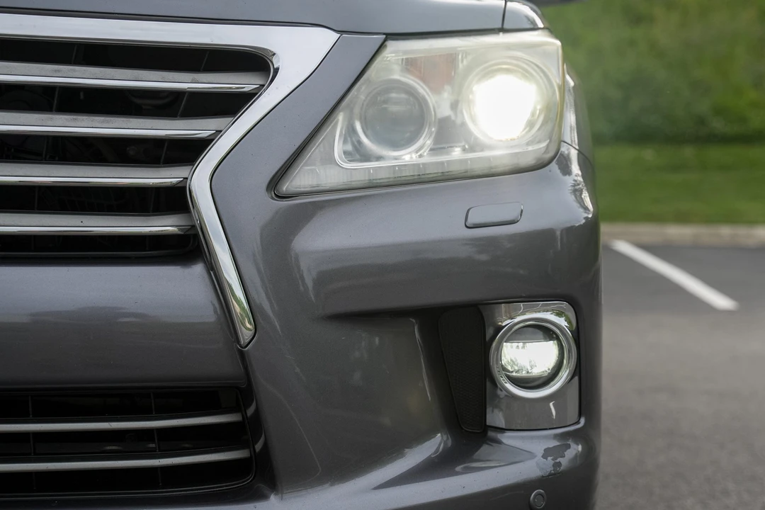 2014 Lexus LX 3rd Gen - Image 15 of 31