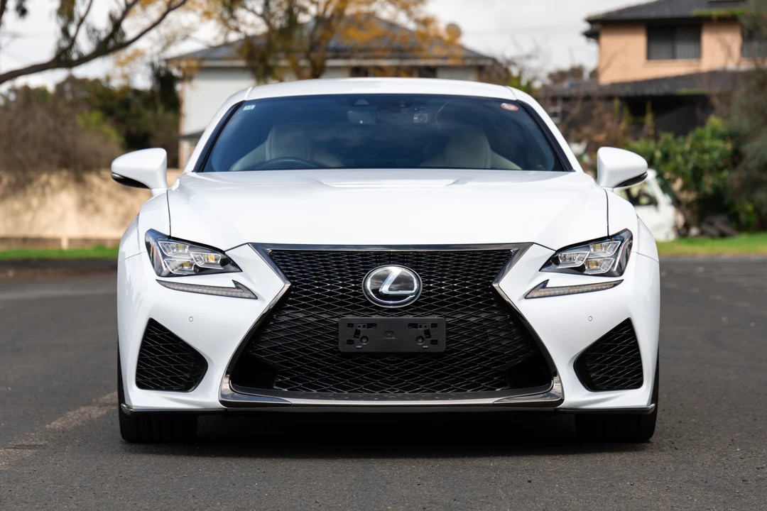 2014 Lexus RC F - Image 18 of 31