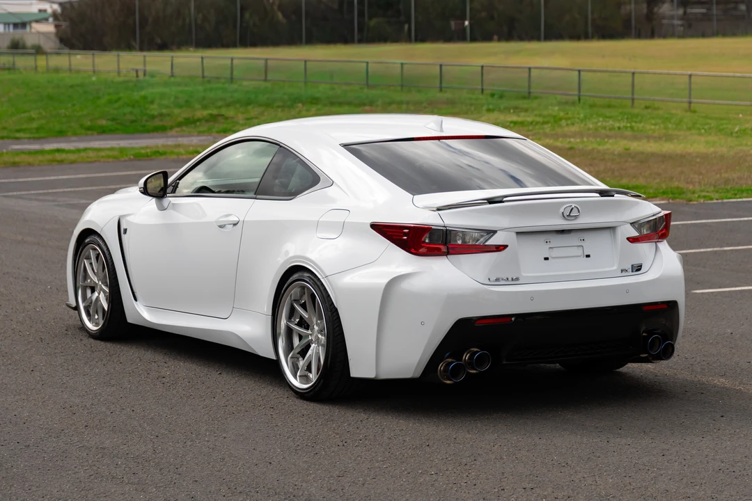 2014 Lexus RC F - Image 13 of 31