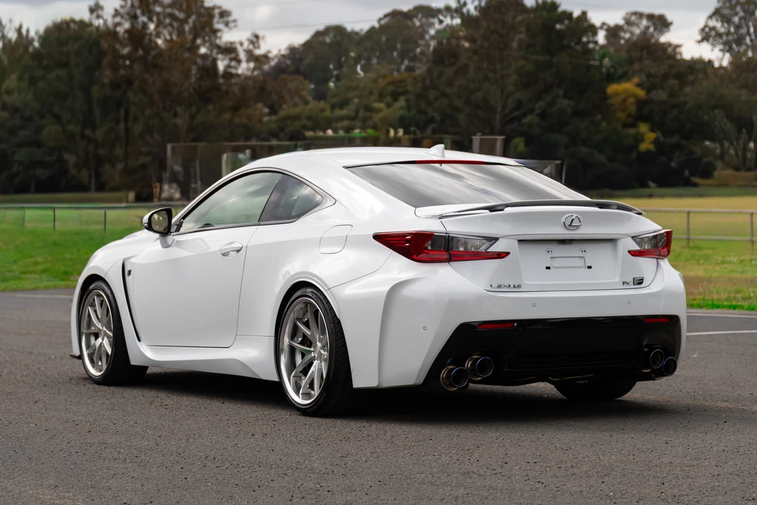 2014 Lexus RC F - Image 21 of 31