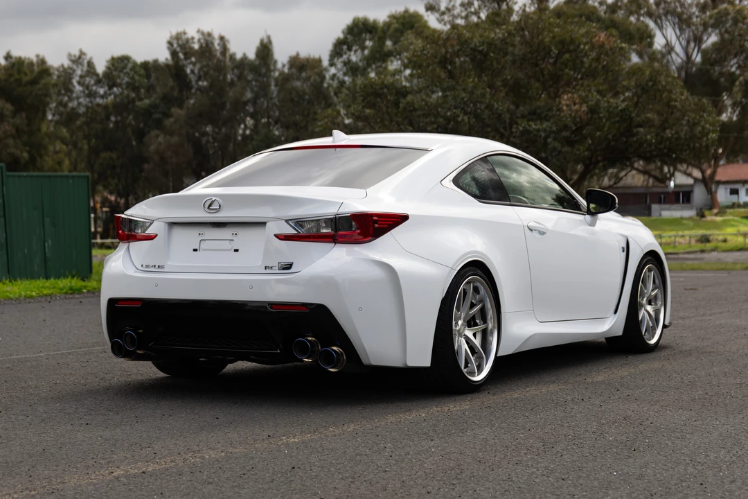 2014 Lexus RC F - Image 23 of 31