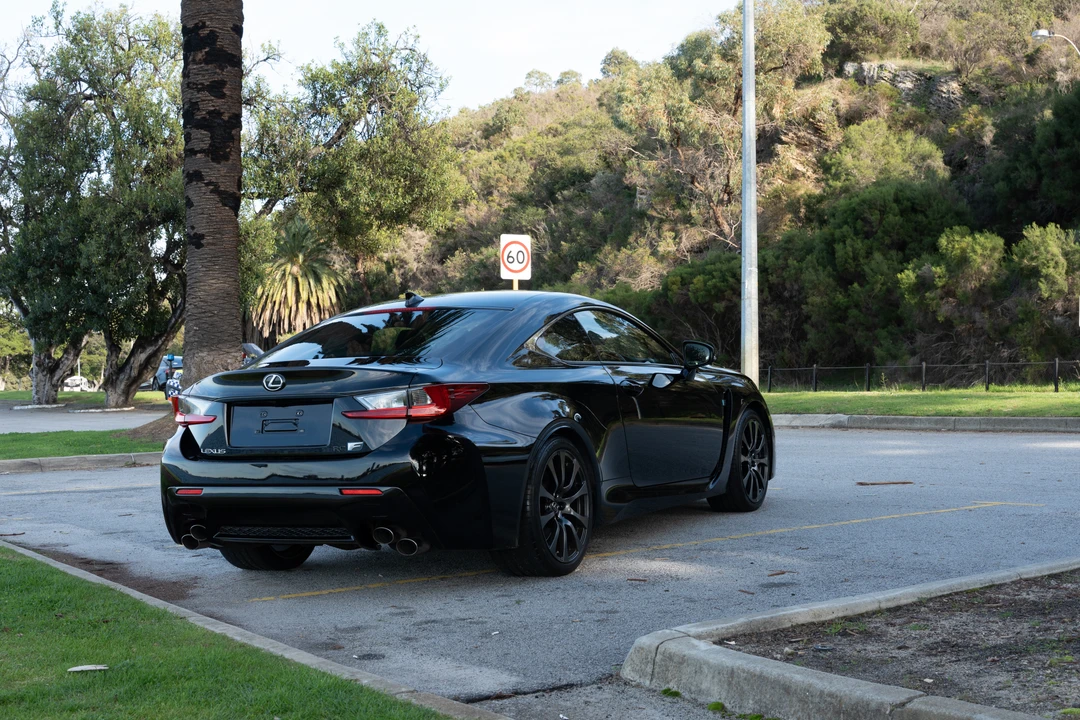 2014 Lexus RC F - Image 7 of 31