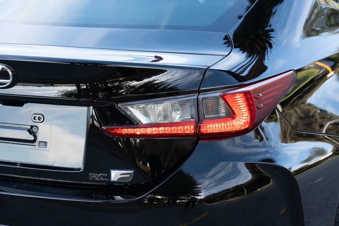 2014 Lexus RC F - Image 21 of 31